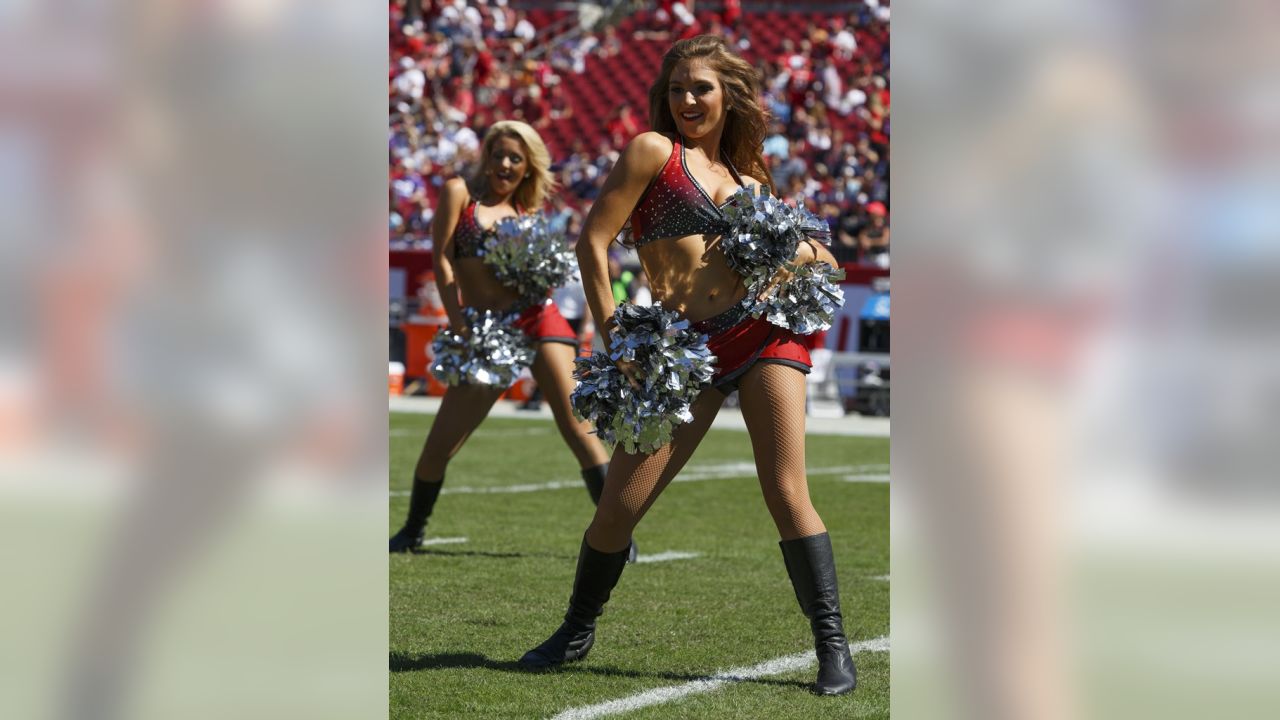 2014 Tampa Bay Buccaneers Cheerleaders: Making the Krewe - Part 2