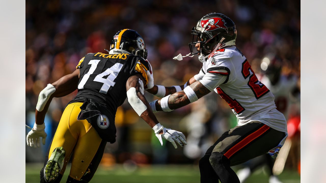 PHOTOS: Feature frames - Steelers vs. Buccaneers