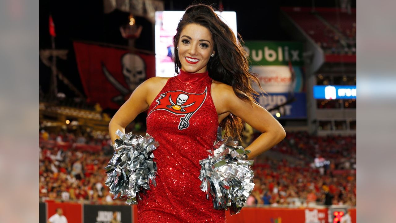 Tampa Bay cheerleader from Biloxi ready to cheer on Buccaneers in Super Bowl