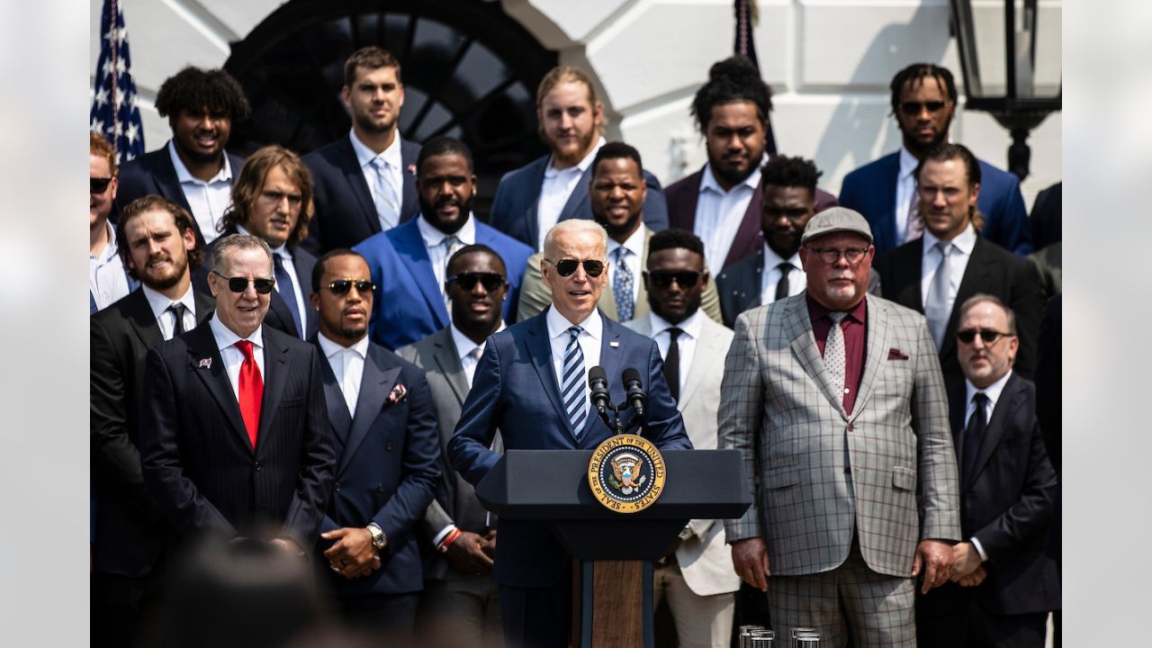 Tom Brady, champion Buccaneers visit Biden at White House - The San Diego  Union-Tribune