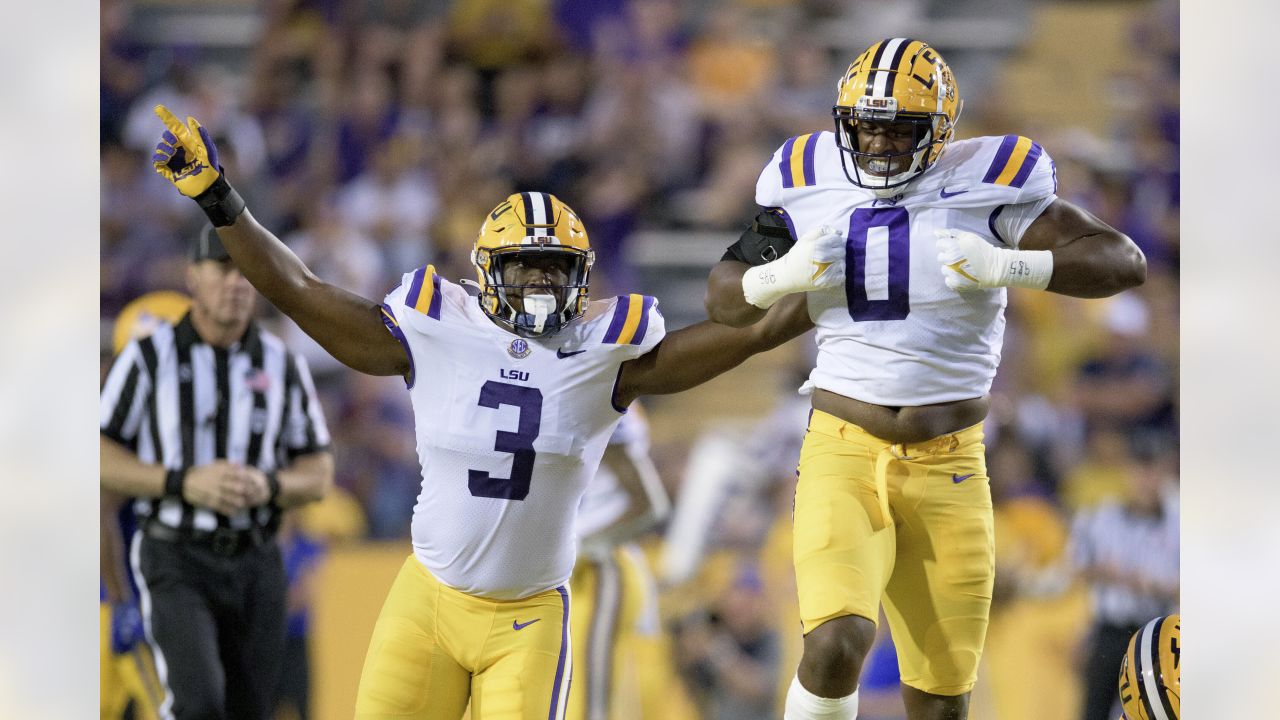 Tampa Bay Buccaneers pick LSU's Andre Anthony in 2022 NFL Draft