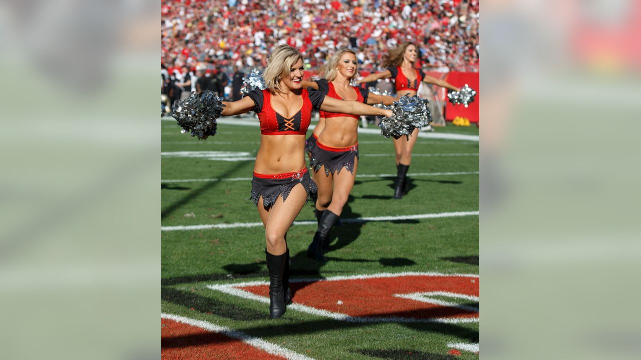 2014 Tampa Bay Buccaneers Cheerleaders: Making the Krewe - Part 2