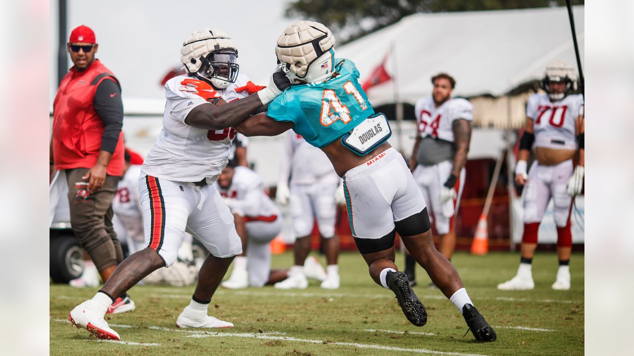 Best Photos from Bucs Training Camp Practice With the Miami Dolphins,  August 10