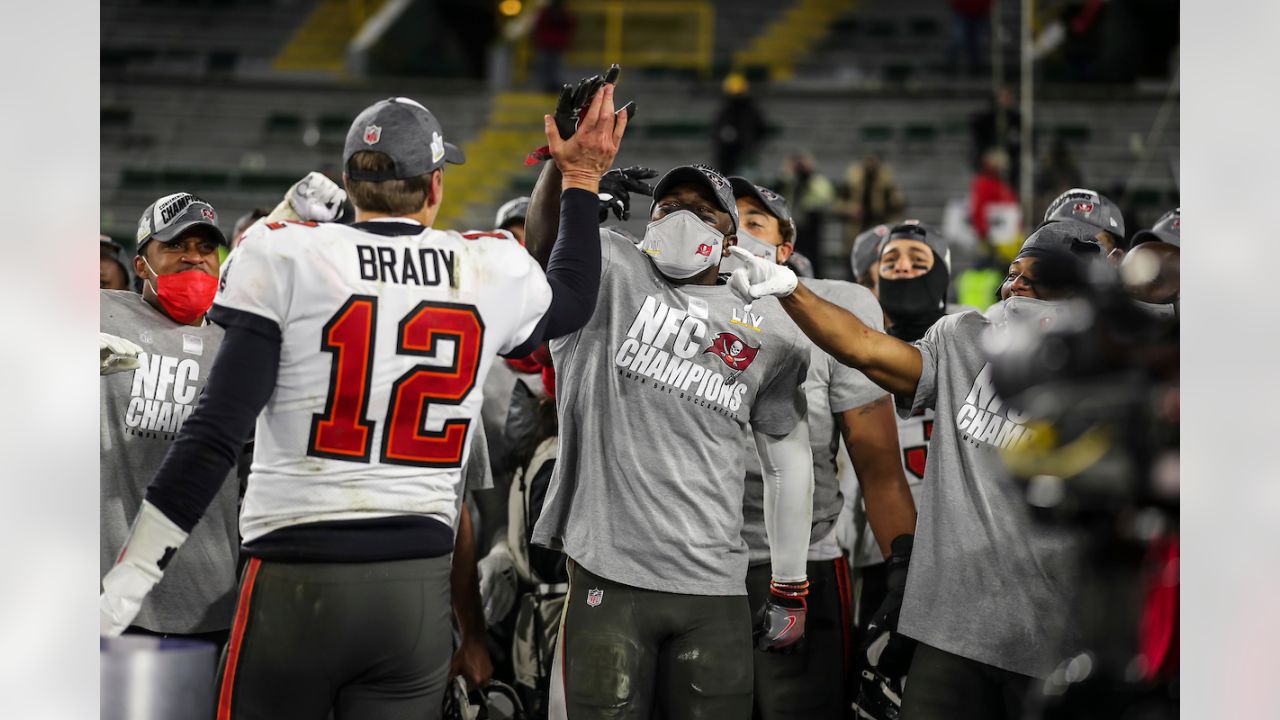 PHOTOS: Bucs Celebrate NFC Championship Win & Trophy Presentation