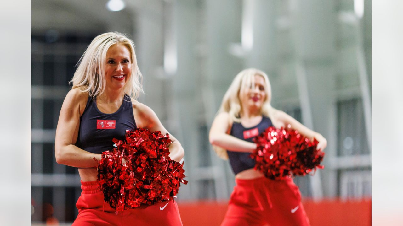 Super Bowl Win a Family Affair For Bucs Cheerleader From Enfield