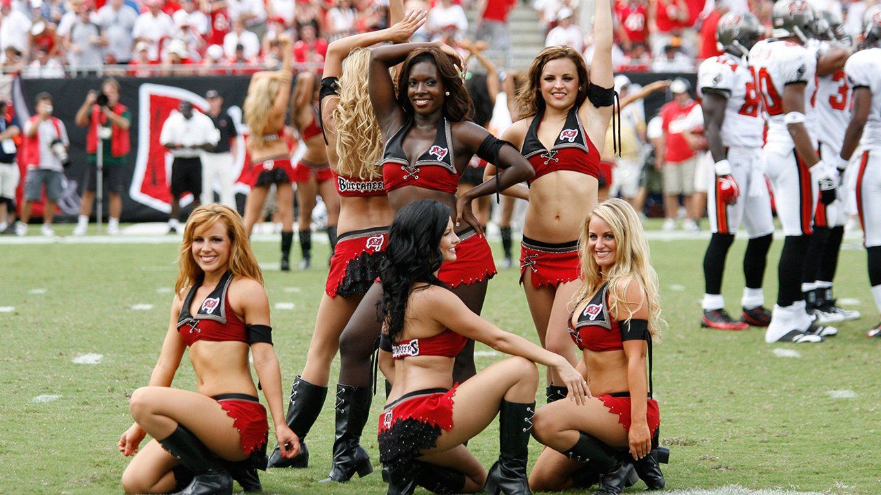 The Tampa Bay Buccaneers Cheerleaders sported throwbacks in honor