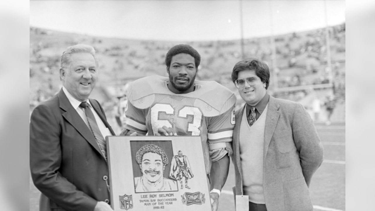 Photos: Lee Roy Selmon Throwback Thursday