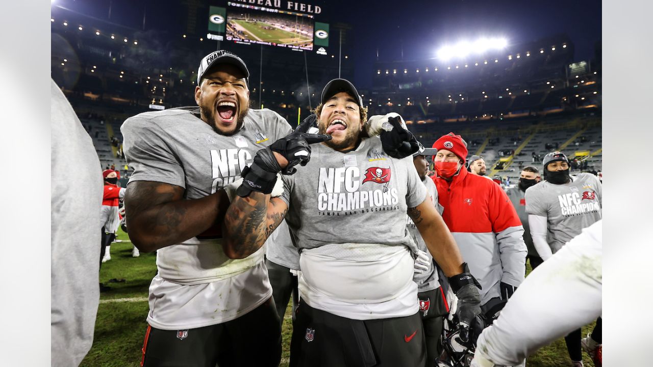 PHOTOS: Bucs Celebrate NFC Championship Win & Trophy Presentation