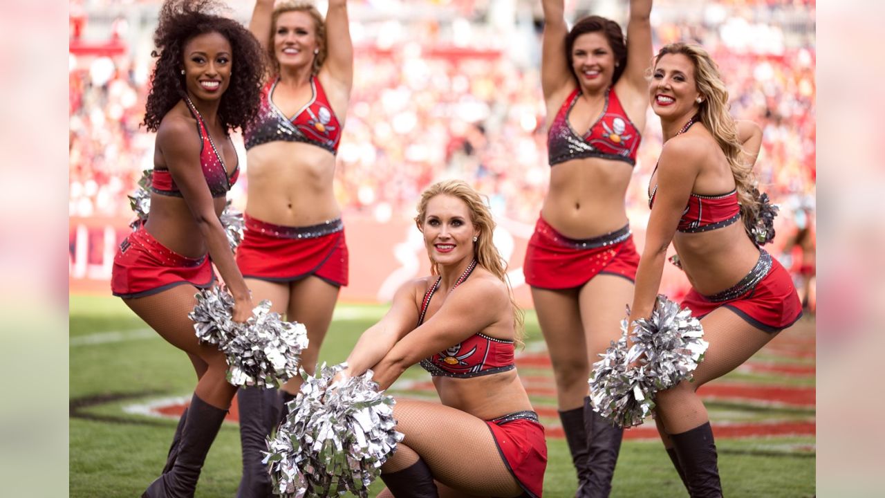 August 26, 2017 - Tampa Bay cheerleader during the game between