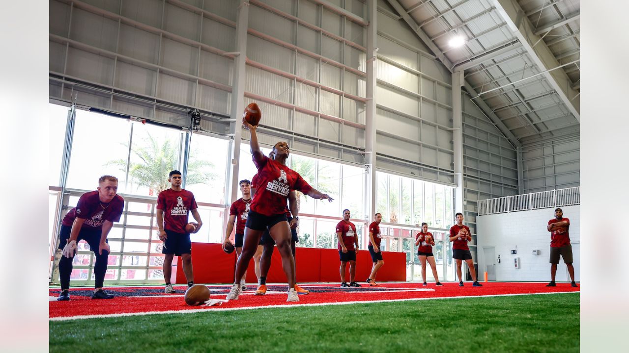 Tampa Bay Buccaneers and USAA Host Training Camp for Service Members >  927th Air Refueling Wing > Article Display