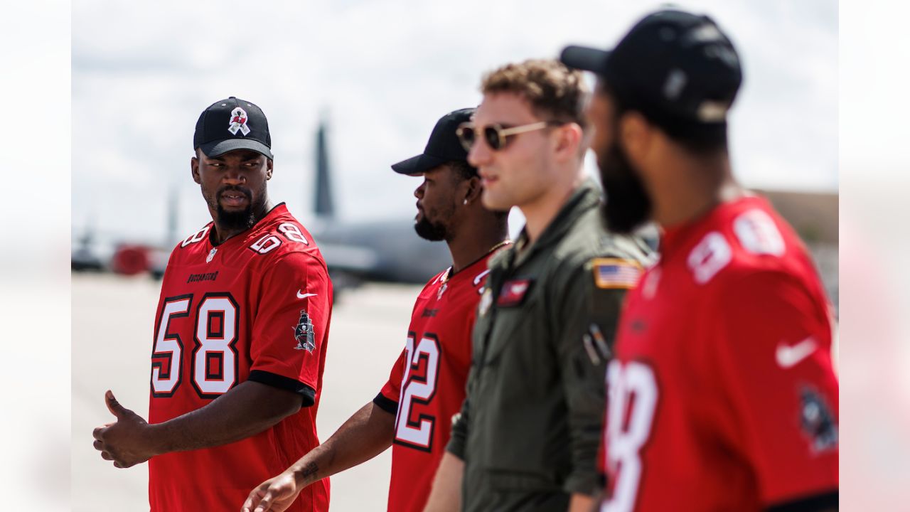 Buc rookies visit MacDill > MacDill Air Force Base > News