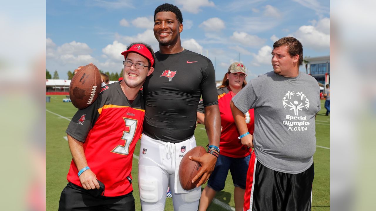 Photo story: Tampa Bay Bucs welcome Special Olympics athletes to training  camp