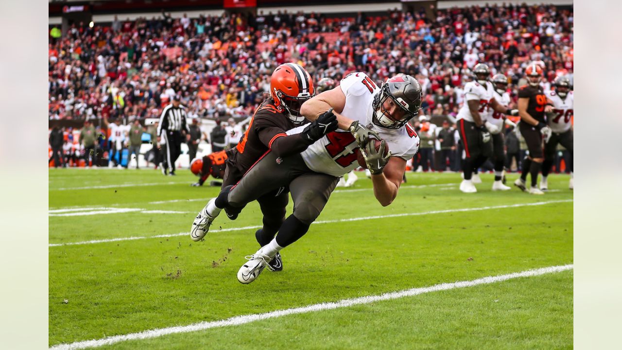 Photos: Week 12 - Buccaneers at Browns Game Action