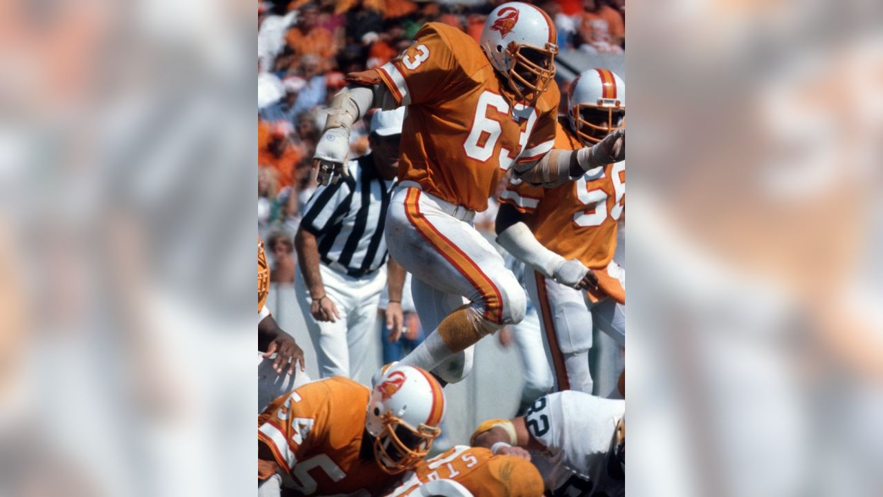 Photos: Lee Roy Selmon Throwback Thursday