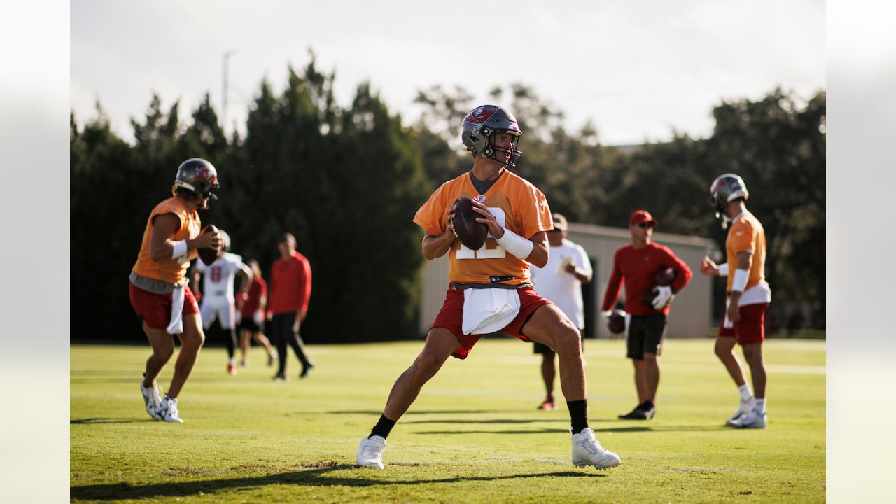 News and Notes from Tampa Bay Buccaneers Training Camp Practice: July 27,  2022