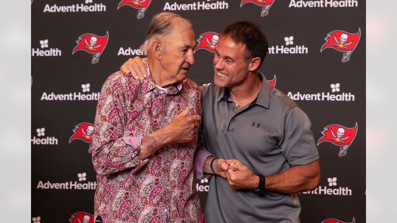 Breaking: Former Bucs defensive coordinator Monte Kiffin will be