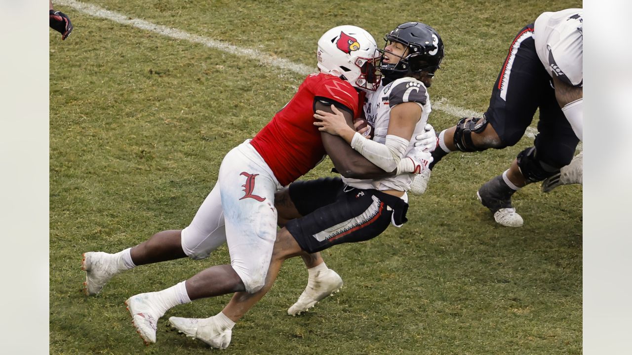 Watch Pick & View Highlights: Bucs Select YaYa Diaby with the 82nd Pick in  the 2023 NFL Draft