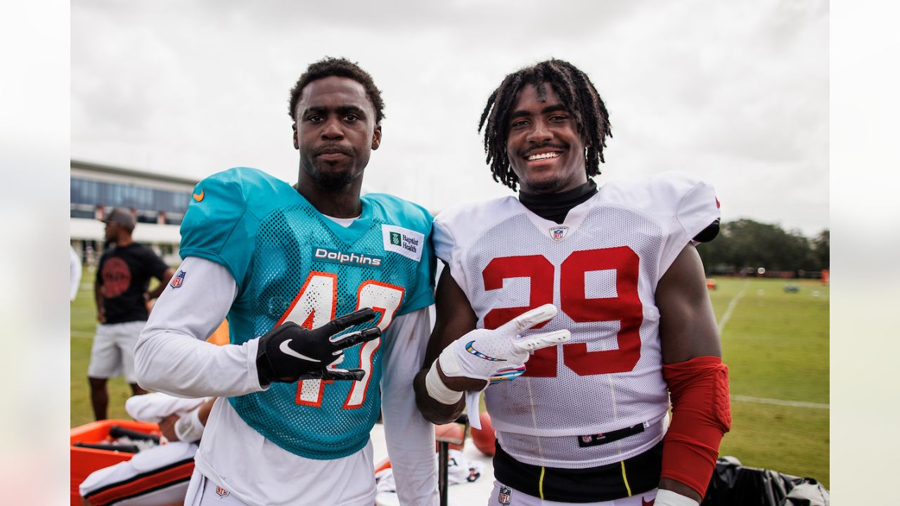 Best Photos from Bucs Training Camp Practice With the Miami