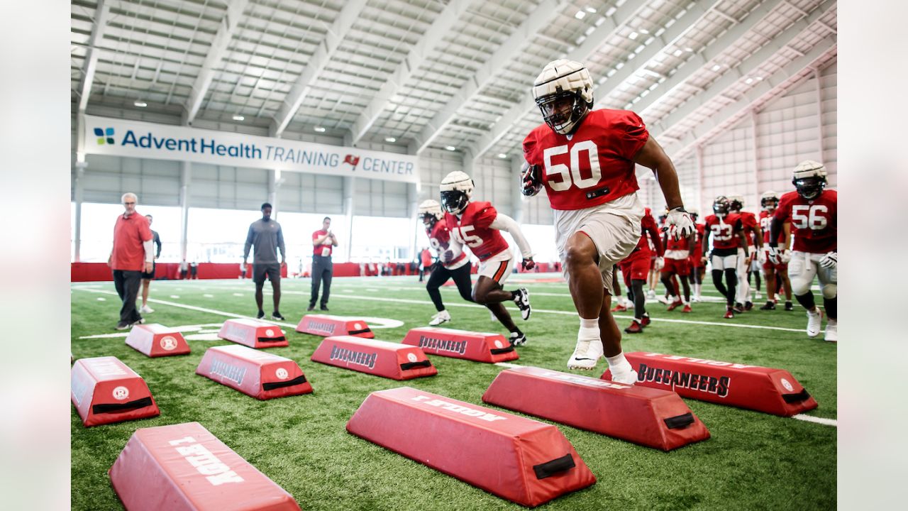 Tampa Bay Buccaneers tight end Cade Otton (88) after a catch during an NFL  football training camp practice Monday, July 31, 2023, in Tampa, Fla. (AP  Photo/Chris O'Meara Stock Photo - Alamy