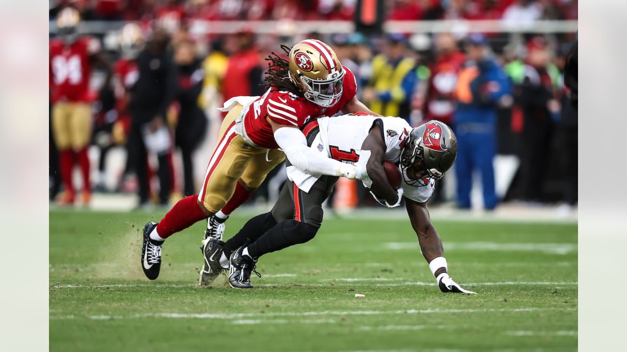 7,346 Tampa Bay Buccaneers V San Francisco 49ers Photos & High Res Pictures  - Getty Images