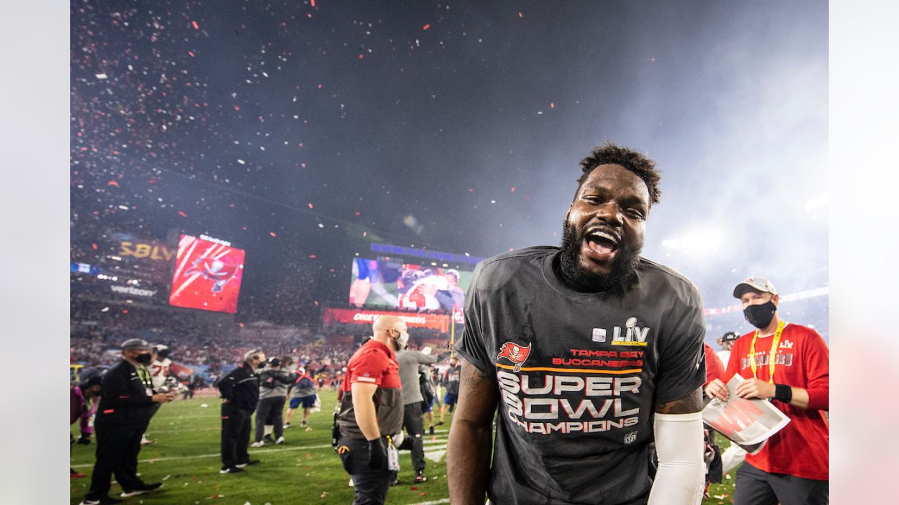 December 29, 2019: Tampa Bay Buccaneers linebacker Shaquil Barrett (58)  looks on during the NFL game between the Atlanta Falcons and the Tampa Bay  Buccaneers held at Raymond James Stadium in Tampa