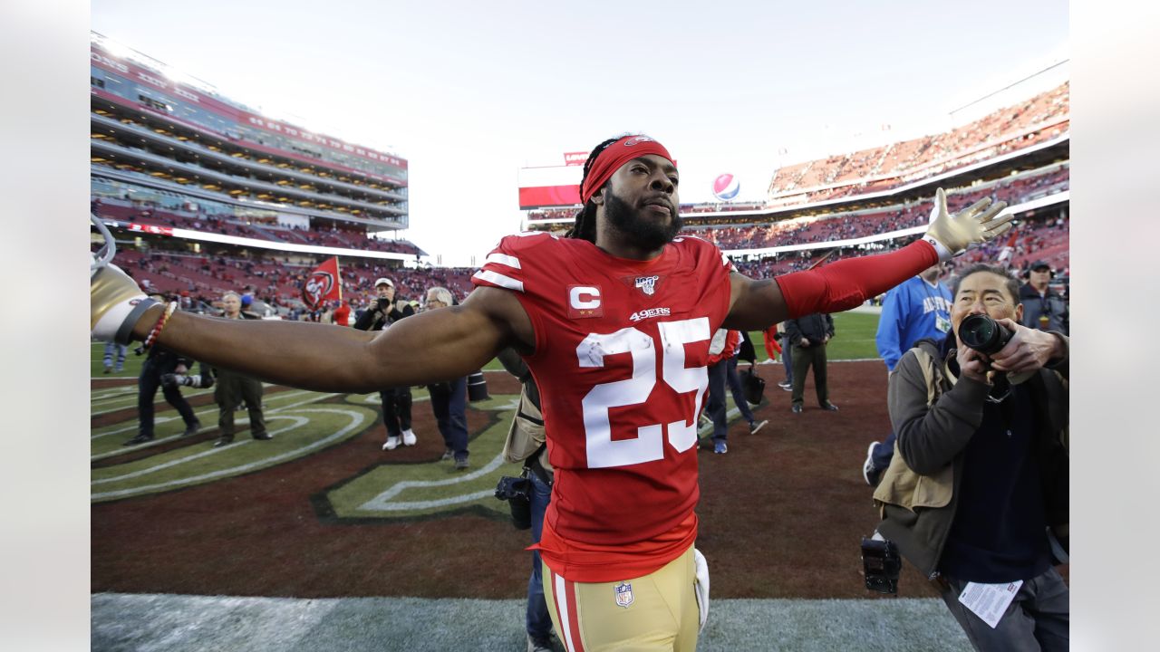 Former 49er Richard Sherman Signs One Year Deal With Tampa Bay Buccaneers