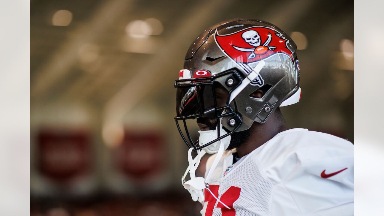 TAMPA, FL - JUL 30: Tampa Bay Buccaneers runningback Leonard Fournette (7)  carries the ball during the Tampa Bay Buccaneers Training Camp on July 30,  2022 at the AdventHealth Training Center at