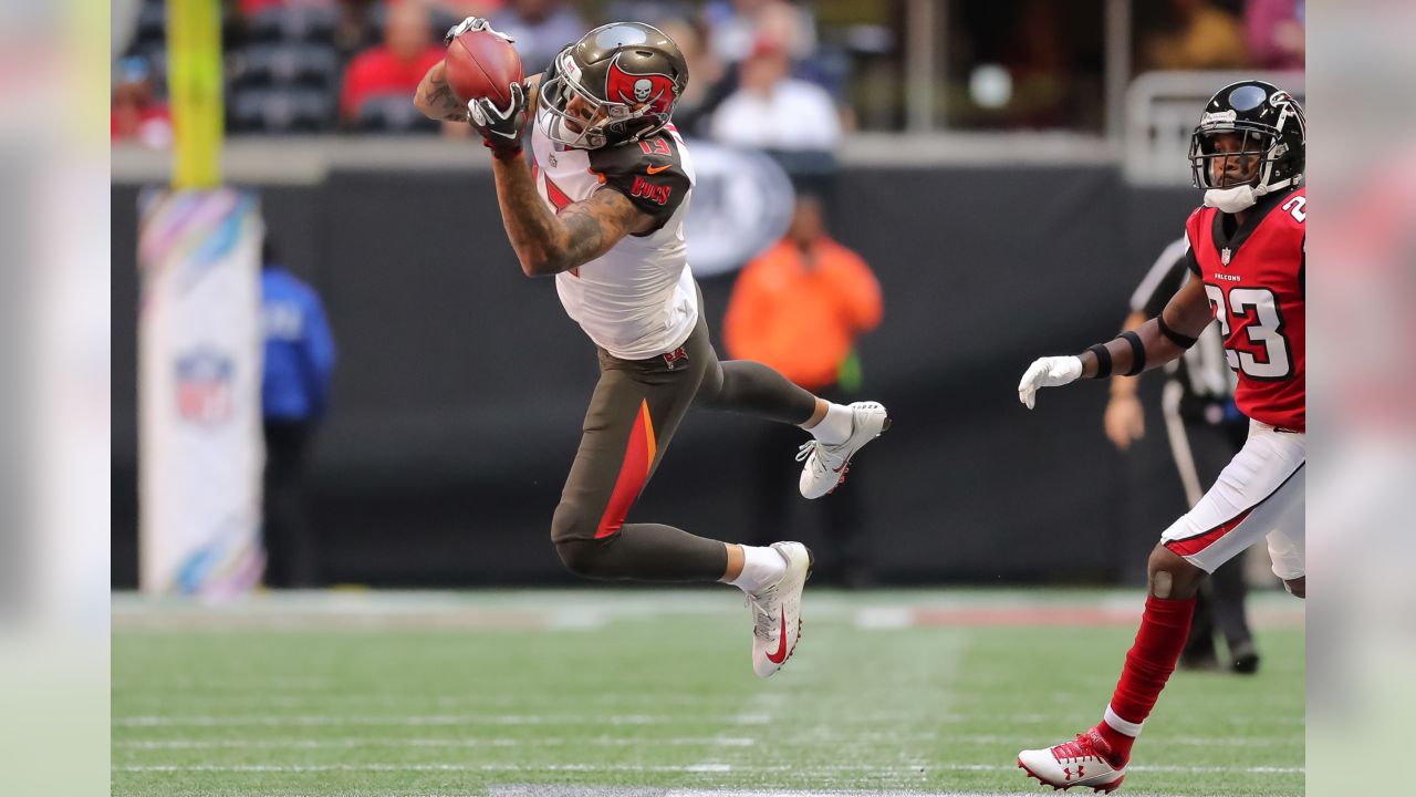 Mike Evans Joins Exclusive Company with Larry Fitzgerald