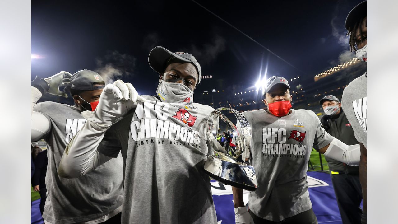 PHOTOS: Bucs Celebrate NFC Championship Win & Trophy Presentation