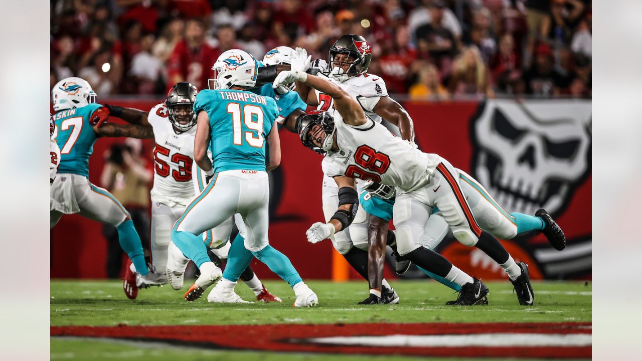 Photo: Miami Dolphins vs Tampa Bay Buccaneers in Tampa - TPA20220813119 