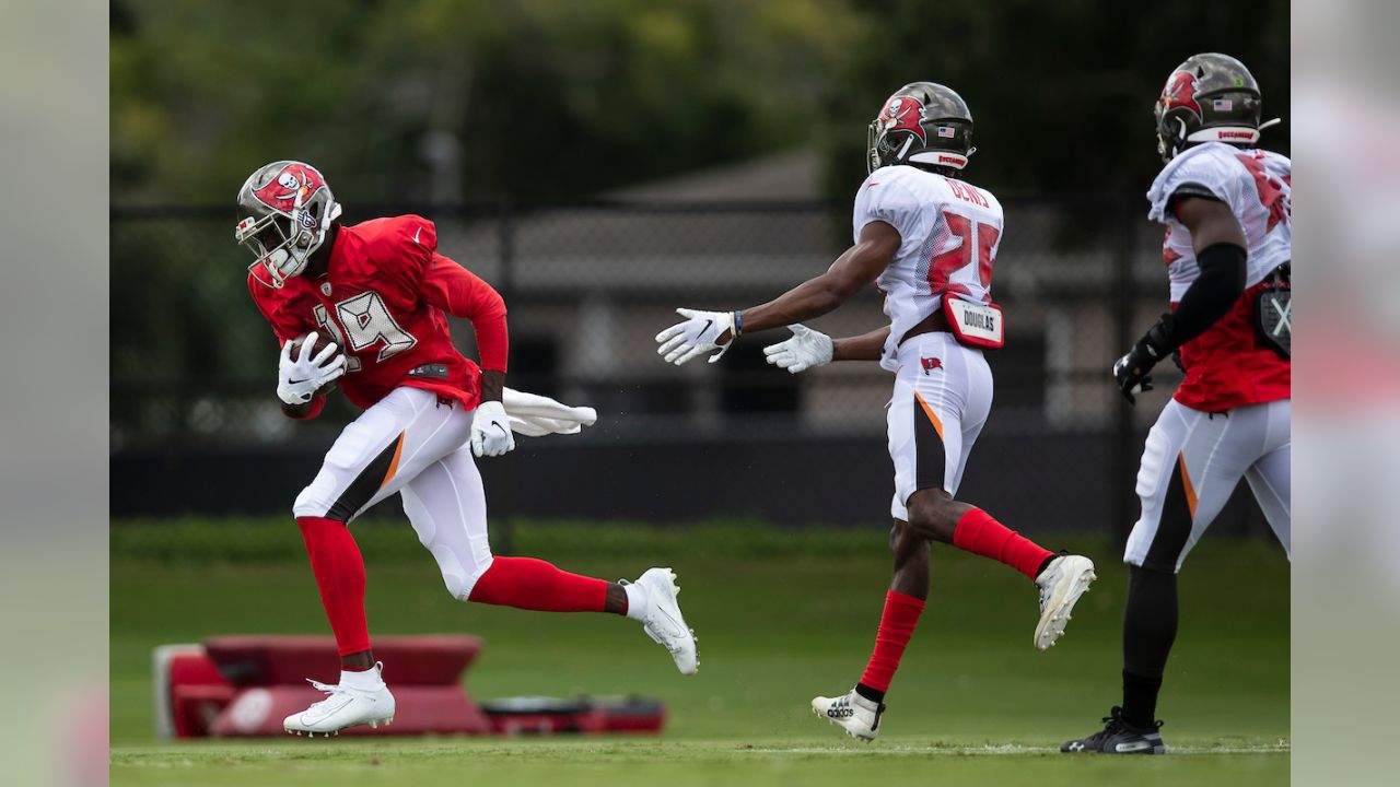 Bucs receiver Mike Evans will look to escape his 'dementors' in London