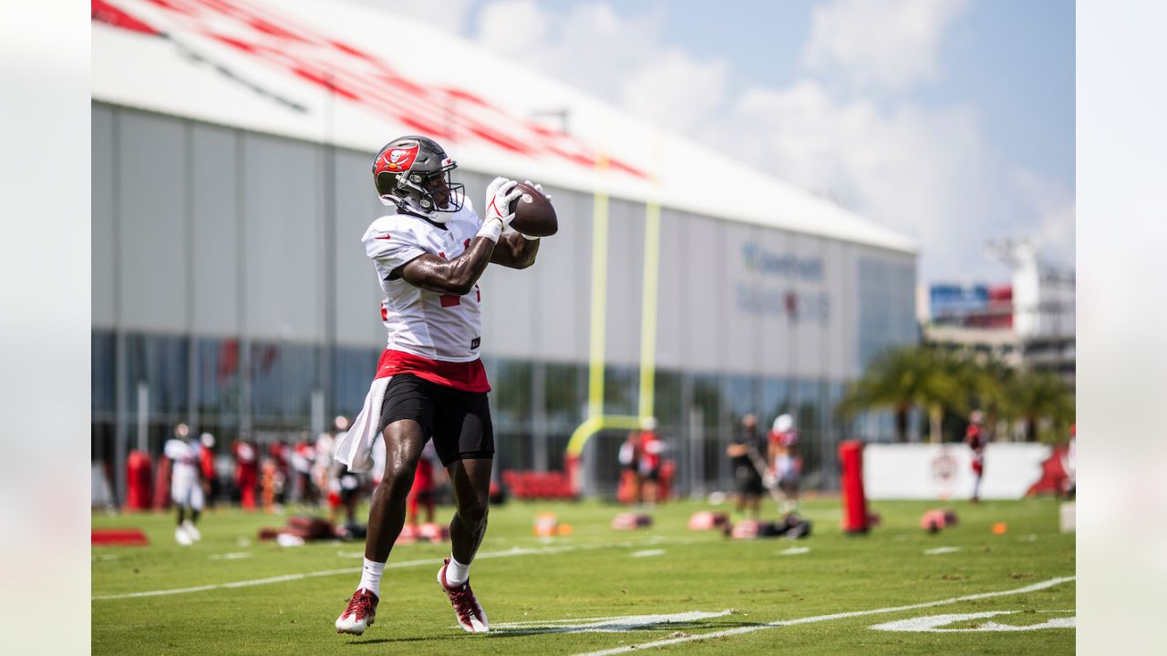 Source -- Chris Godwin has 50-50 chance to play in Tampa Bay Buccaneers'  Week 9 game vs. New Orleans Saints - ESPN