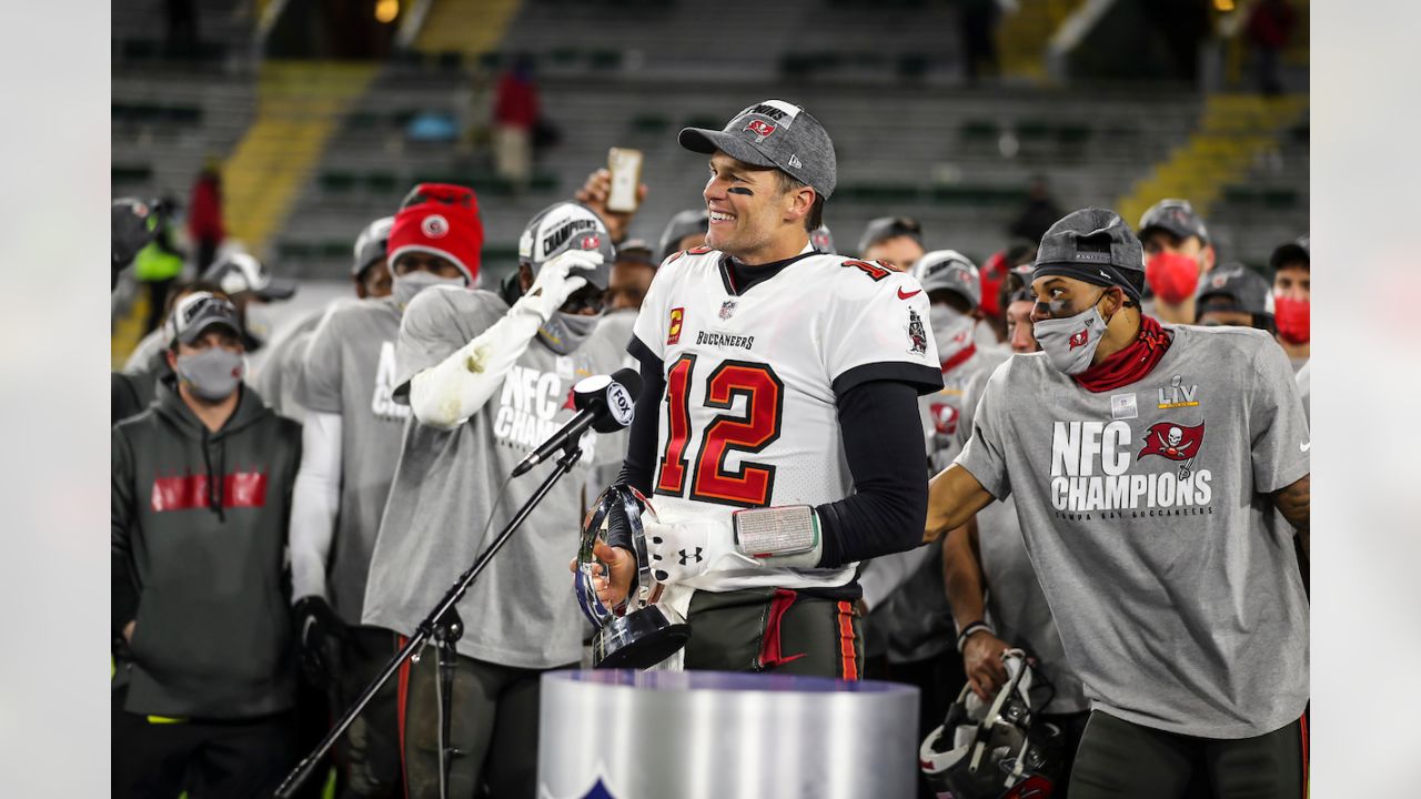 PHOTOS: Bucs Celebrate NFC Championship Win & Trophy Presentation