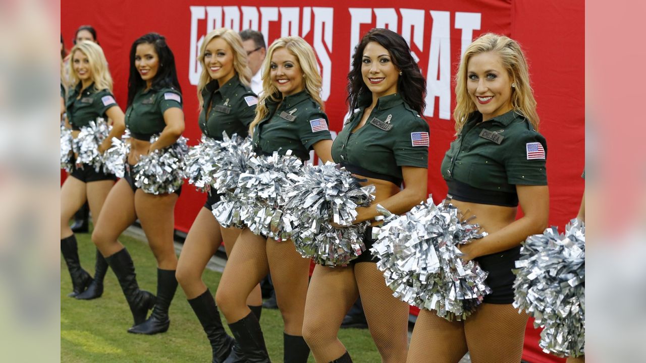 Calendar :: Tampa Bay Buccaneers Cheerleaders :: Stuttgart :: US Army MWR