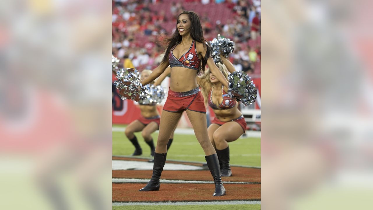 Tampa Bay Buccaneers on X: Say hello to 2015 @Tbbcheer #cheerleader,  Ingrid! BEST OF 