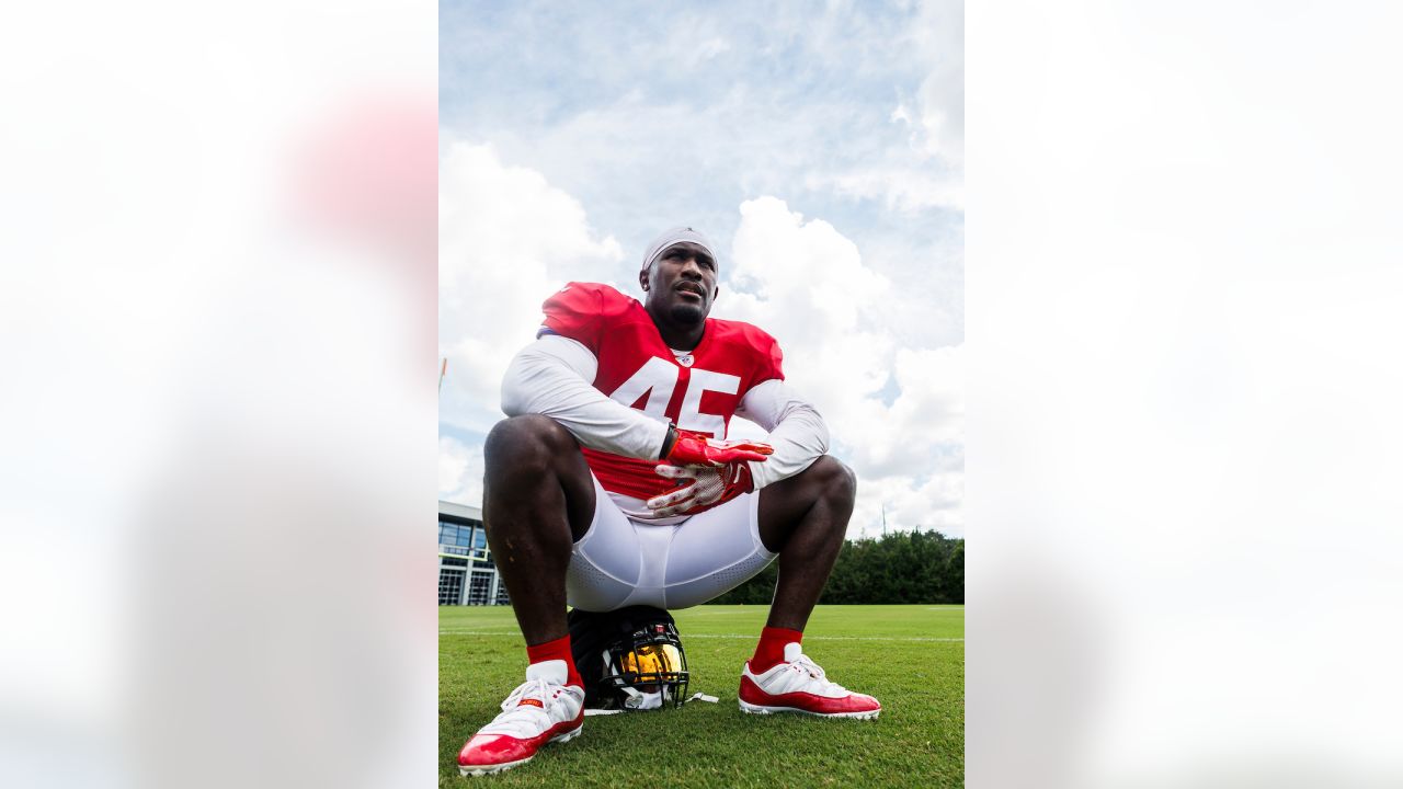 Buccaneers continue victory lap, Devin White says Chiefs' 'cocky