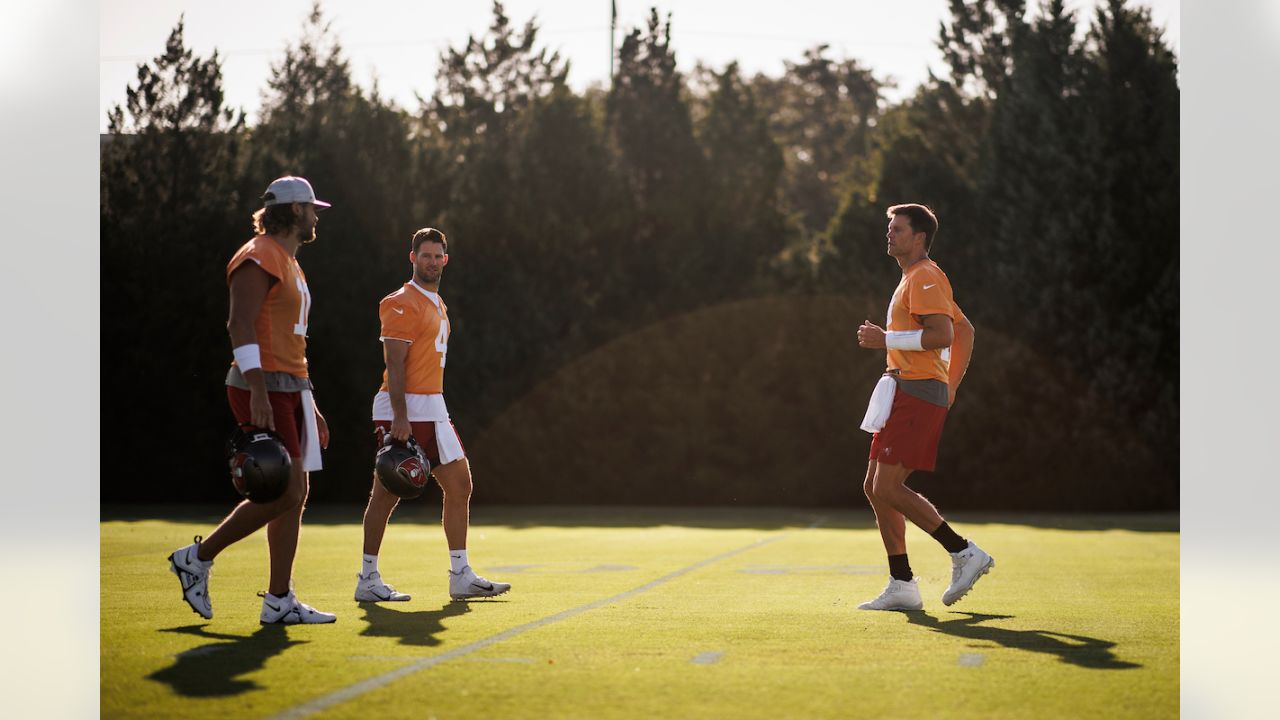 TAMPA, FL - JUL 26: Alex Cappa (65) goes thru a drill during the Tampa Bay  Buccaneers Training Camp on July 26, 2021 at the AdventHealth Training  Center at One Buccaneer Place