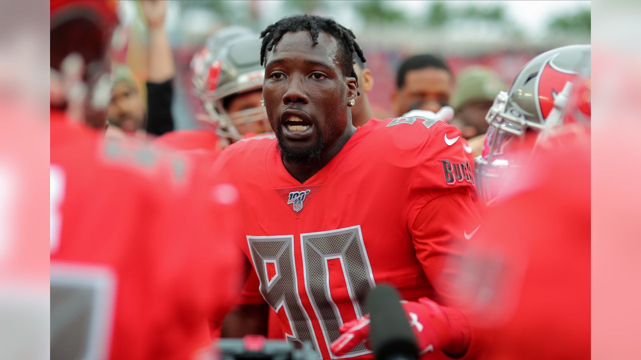 Bucs' Pass Rusher Jason Pierre-Paul Sends Message to Fans