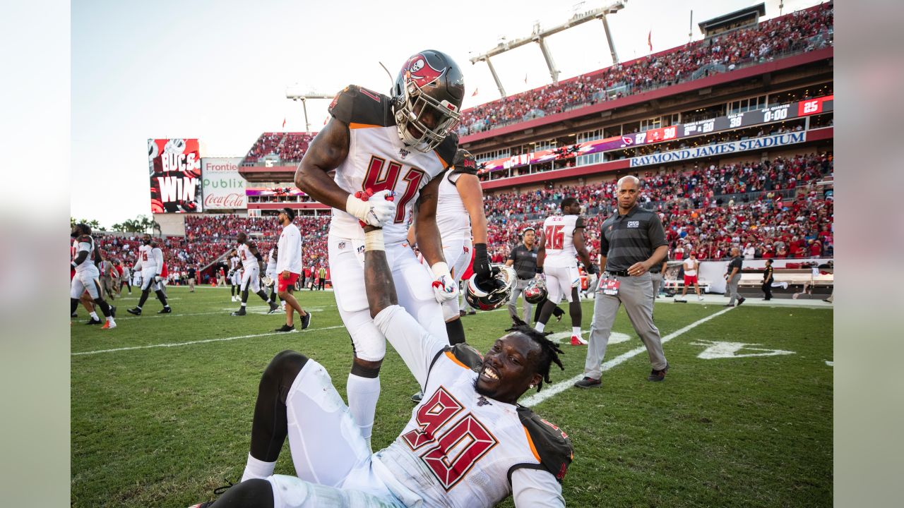 Will JPP Be the First Free Agent in Bucs' Ring of Honor? - Bucs Report