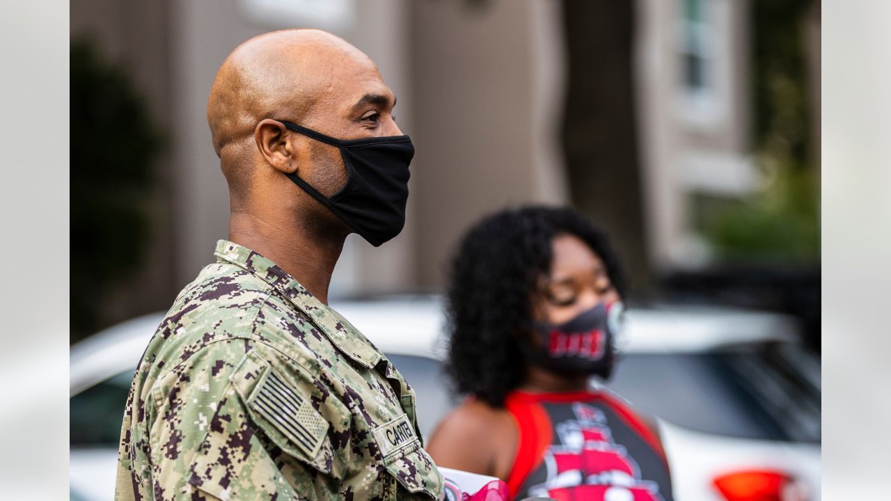 Military Families in Tampa Bay Honored During Annual NFL Salute to Service  Game By the NFL, Tampa Bay Buccaneers, Schwarzkopf Family and the USO • USO  Southeast