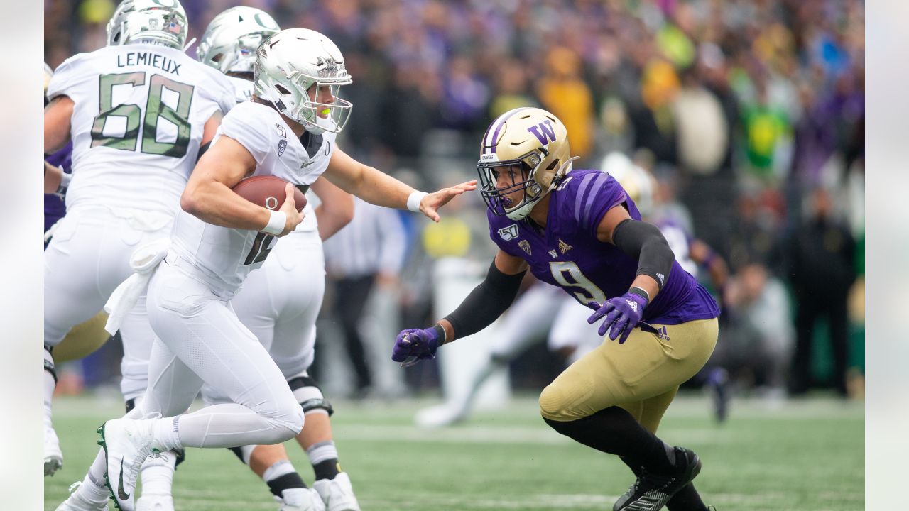 Bucs First Round Pick LB Joe Tryon Signs Rookie Deal