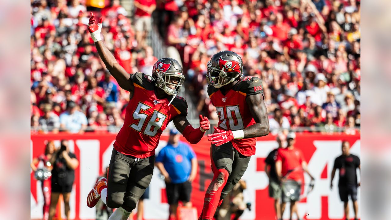 Tampa Bay Buccaneers 2022 Free Agent Profile: OLB Jason Pierre-Paul - Tampa  Bay Buccaneers, BucsGameday