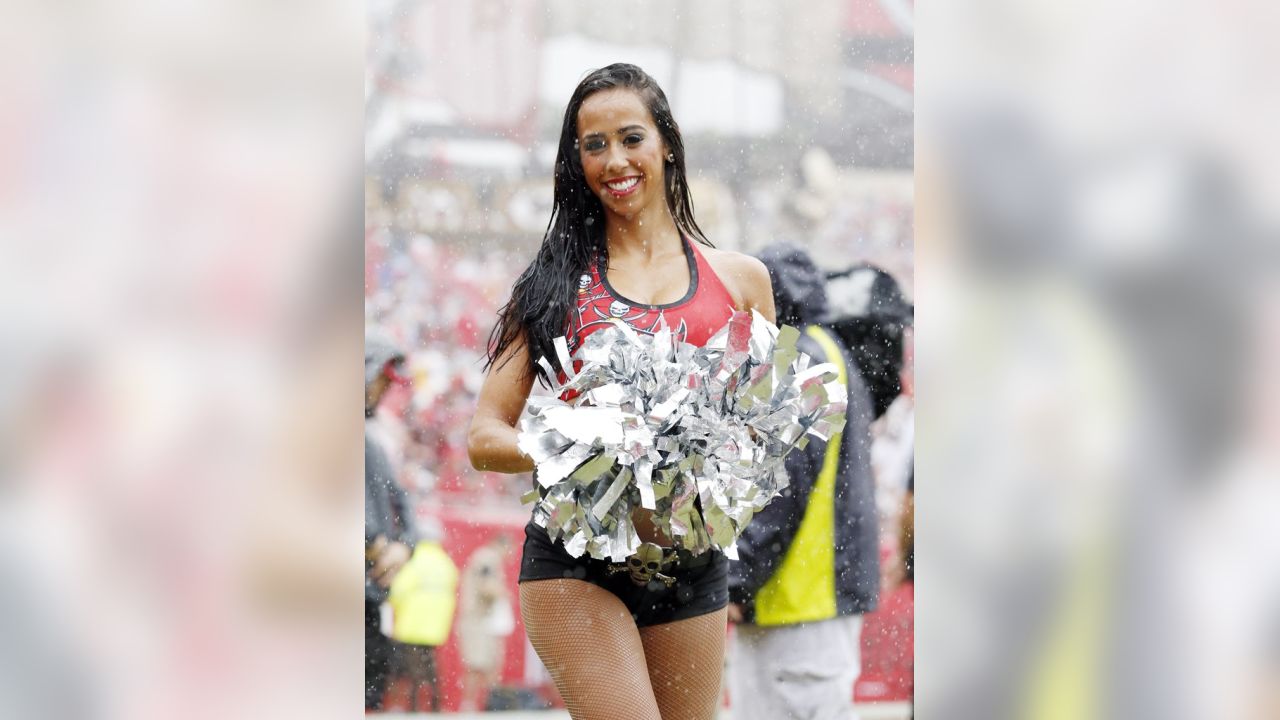 Tampa Bay Buccaneers on X: Say hello to 2015 @Tbbcheer #cheerleader,  Ingrid! BEST OF 