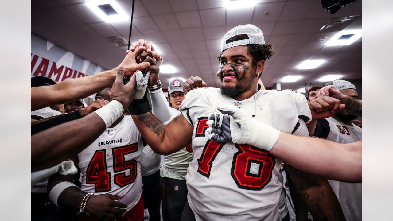 Bucs Celebrate NFC South Title Win, Playoff Berth Gallery