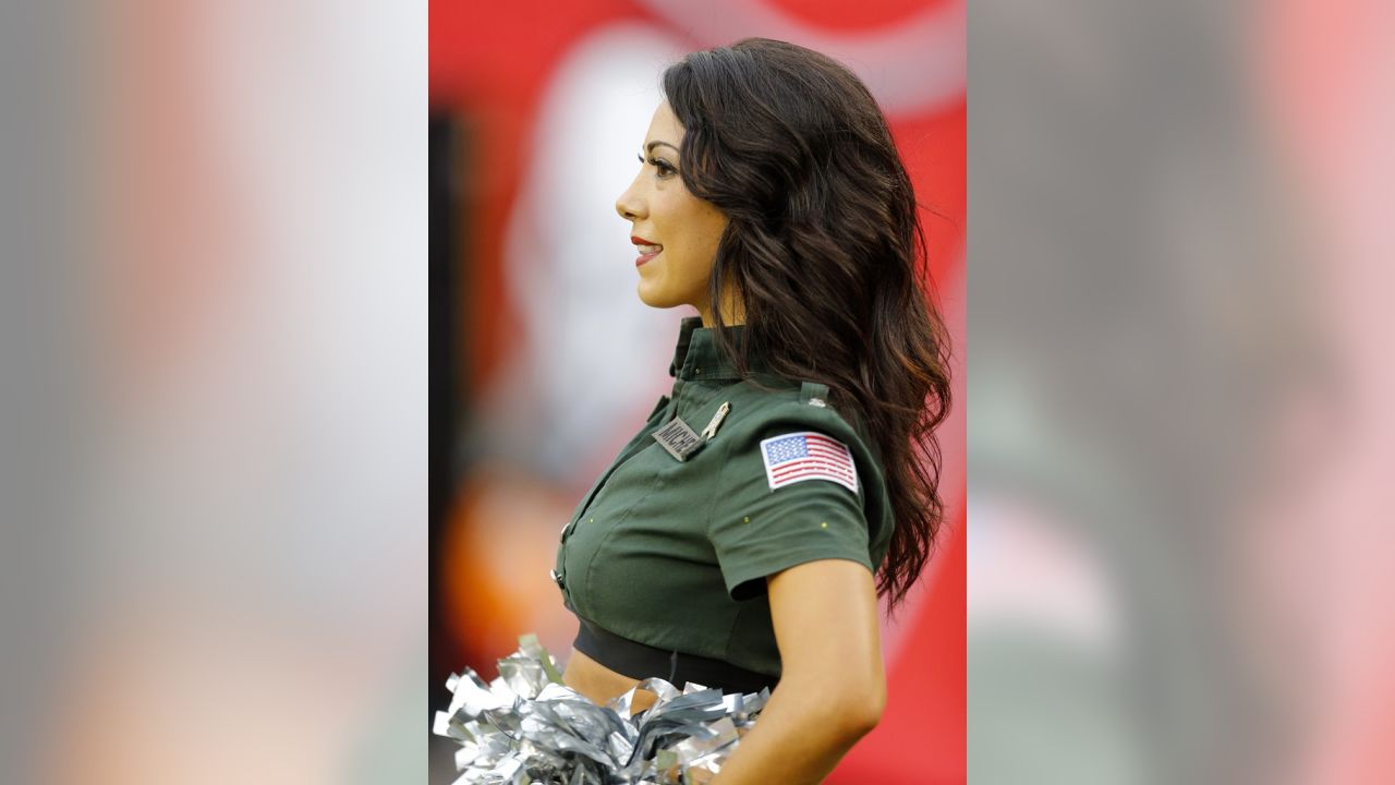 Photos: Buccaneers Cheerleader Michelle L.