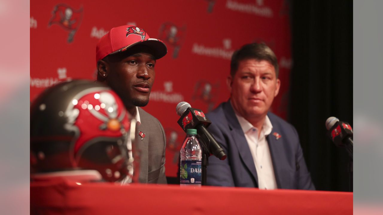 Let's laugh at where Buccaneers LB Devin White lands in 2019 redraft - Bucs  Nation