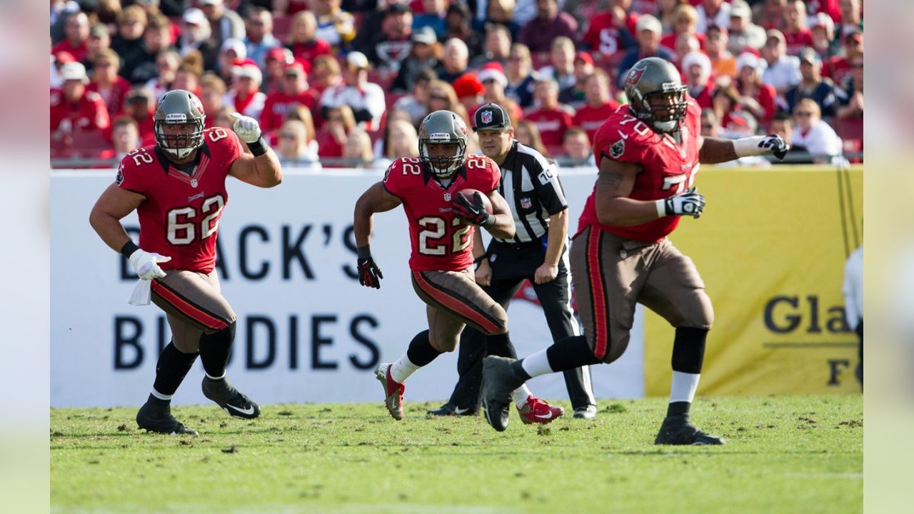 Bucs' Jameis Winston proves his mettle in big win over the Rams