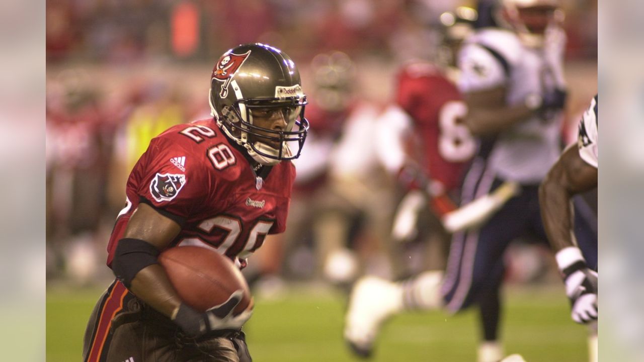 Warrick Dunn - Tampa Bay Buccaneers Highlights (pt. 1) 