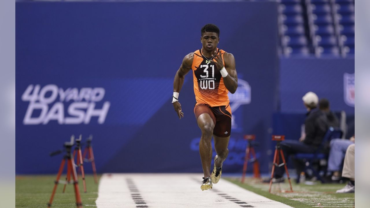 Buckner clocks 5.05 in the 40-yard dash at NFL Combine