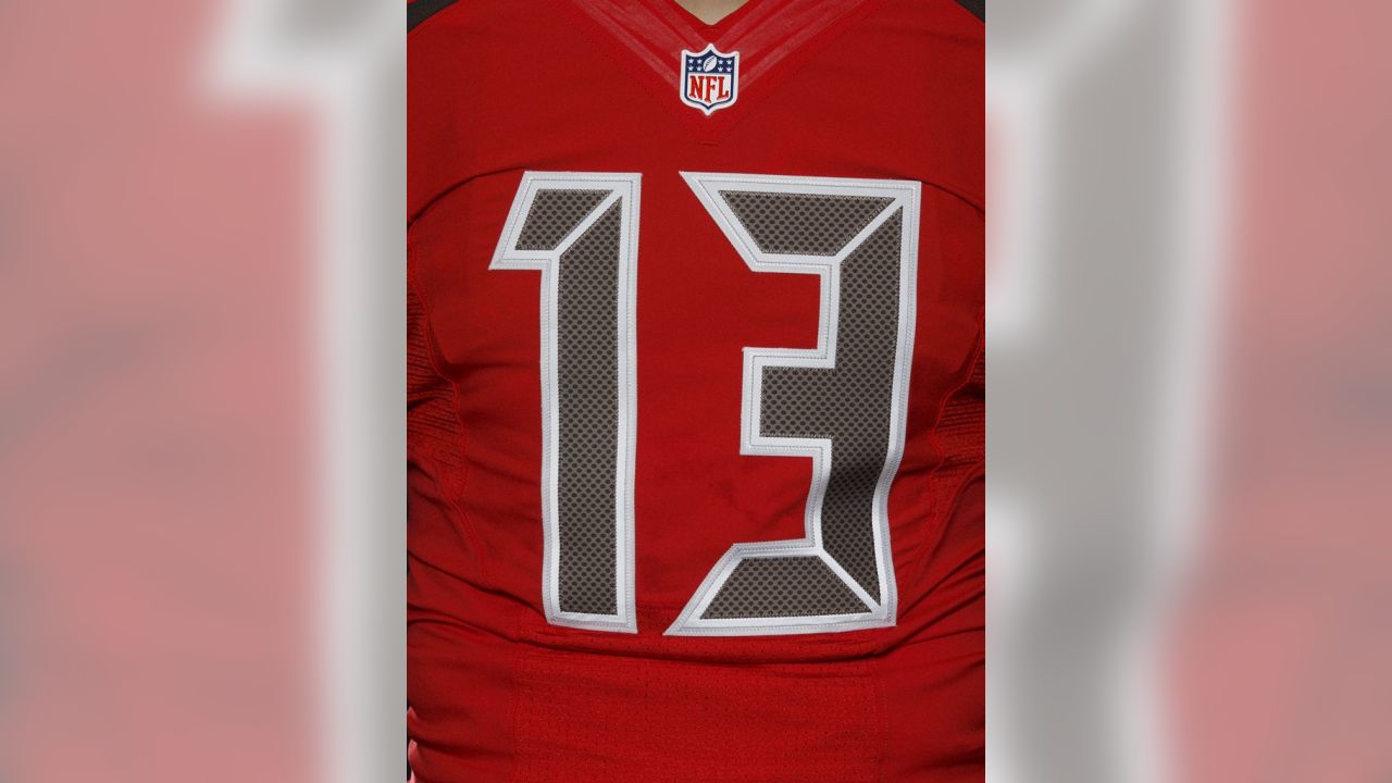 Buccaneers unveil new all-red uniforms for Nike Color Rush and Thursday  Night Football - Bucs Nation